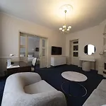 Embassy Ξενοδοχείο 4*