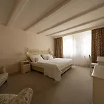 Embassy Hotel