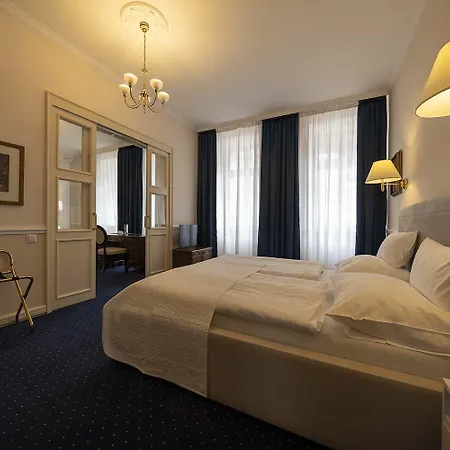 إمباسي 4* كارلوفي فاري
