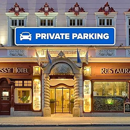 Hotel Embassy 4*