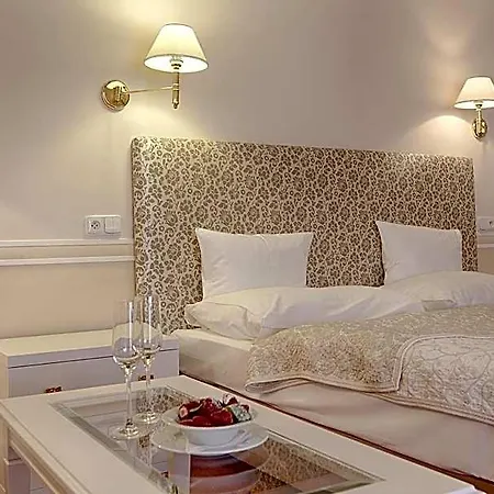 Hotel Embassy Karlsbad