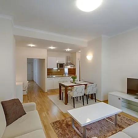 Hotel Embassy 4*