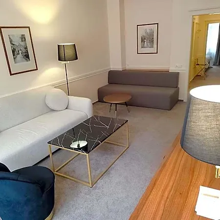 Hotel Embassy 4*