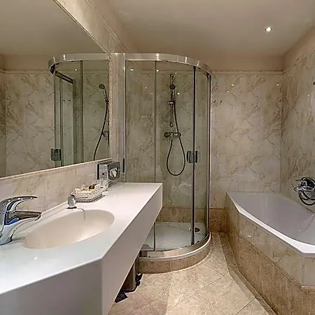 Hotel Embassy Karlsbad