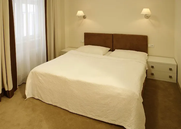 Embassy Hotell
